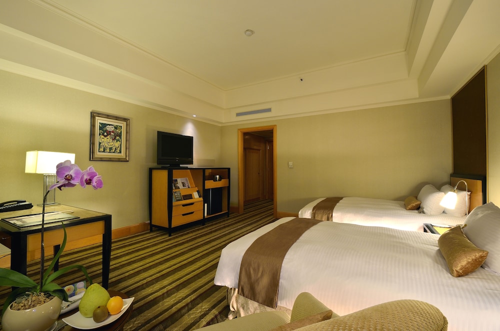 Lees Hotel 23/51