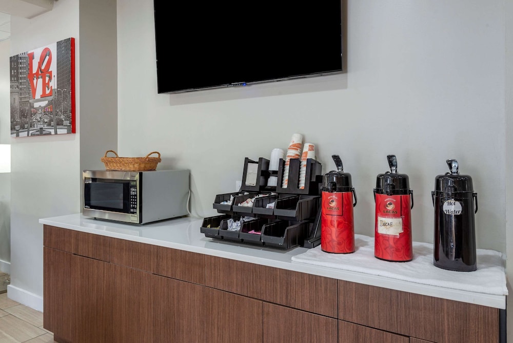 Comfort Inn Philadelphia International Airport West 38/44