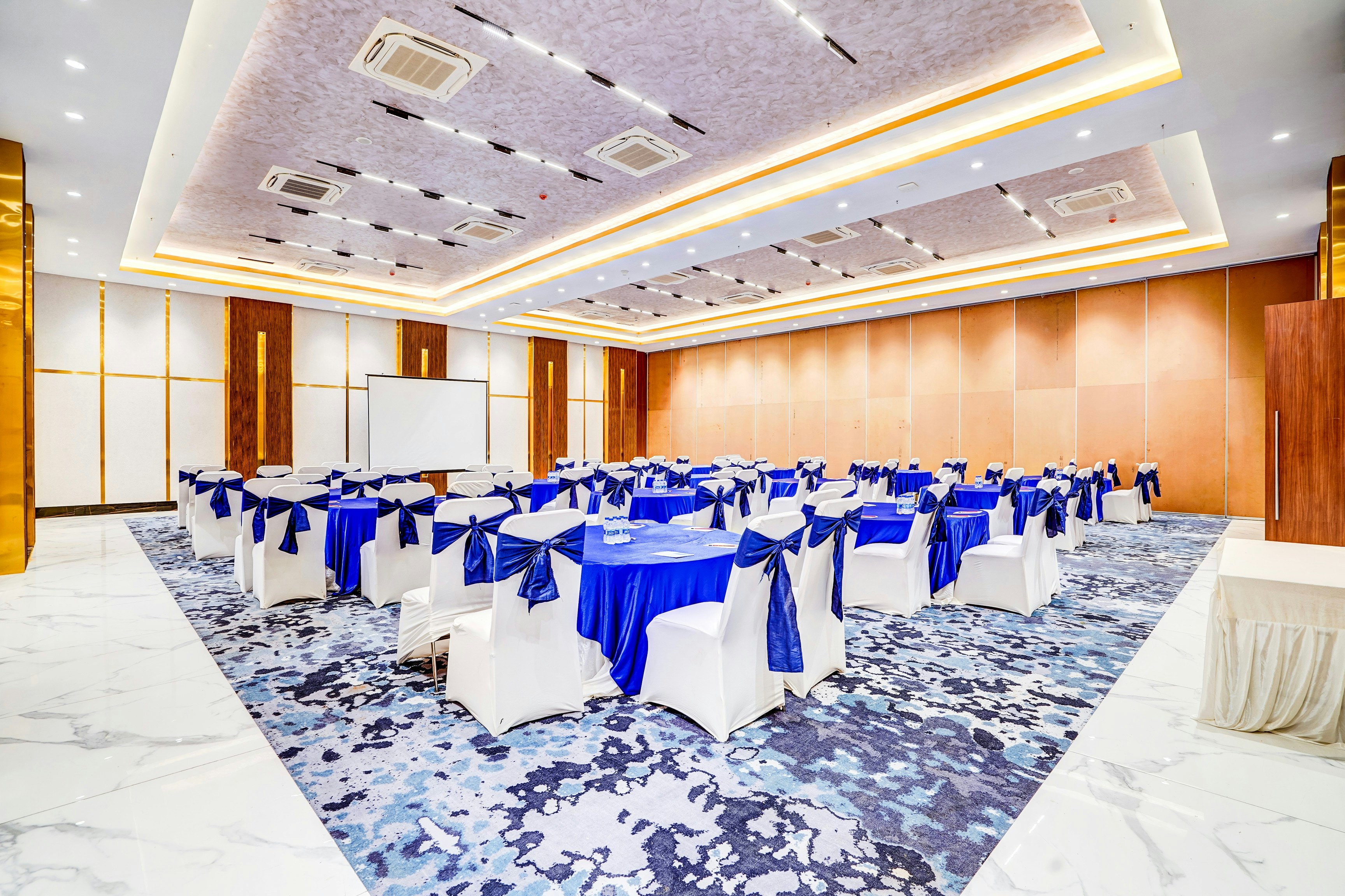 Sunday Hotel & Residence Gurgaon 34/50