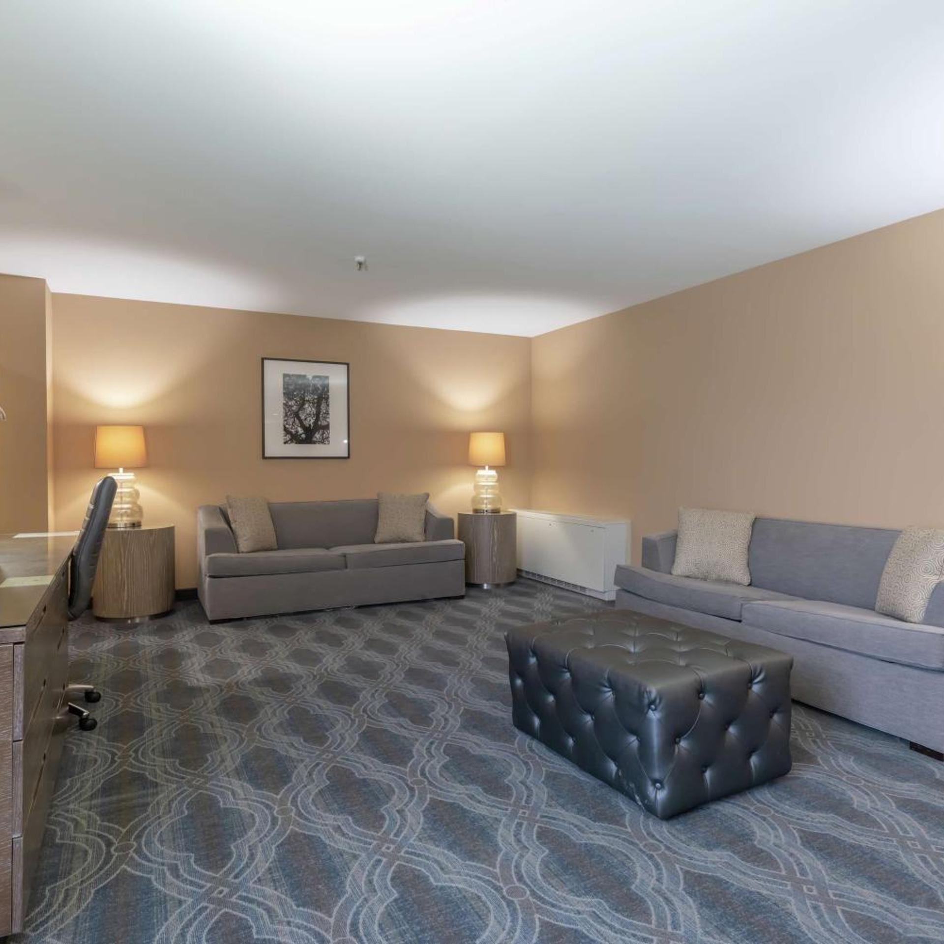 Deluxe, Murphy Bed, Parlor, Sofa