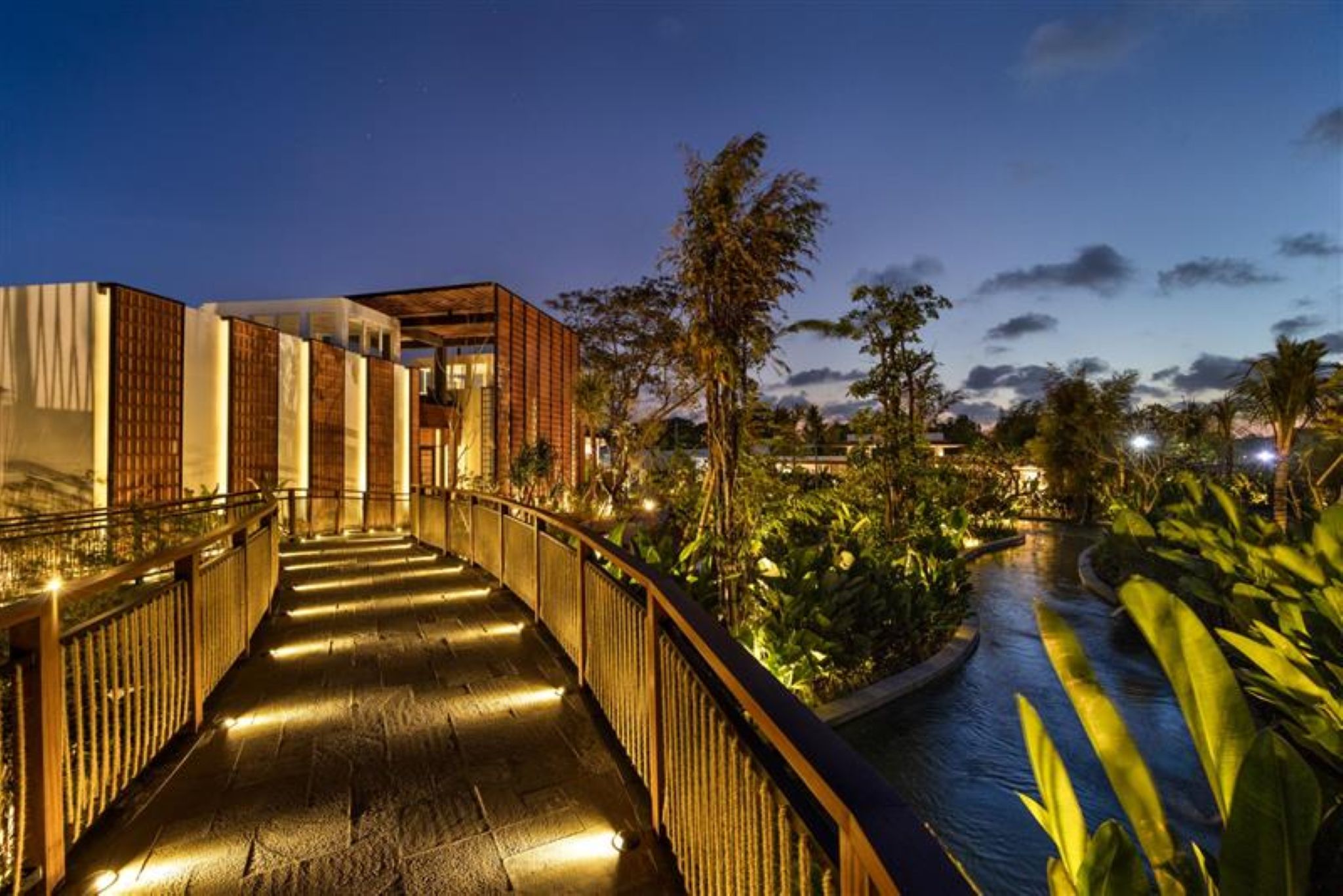 Sumitra Luxury Villas & Resort by Pramana 25/27