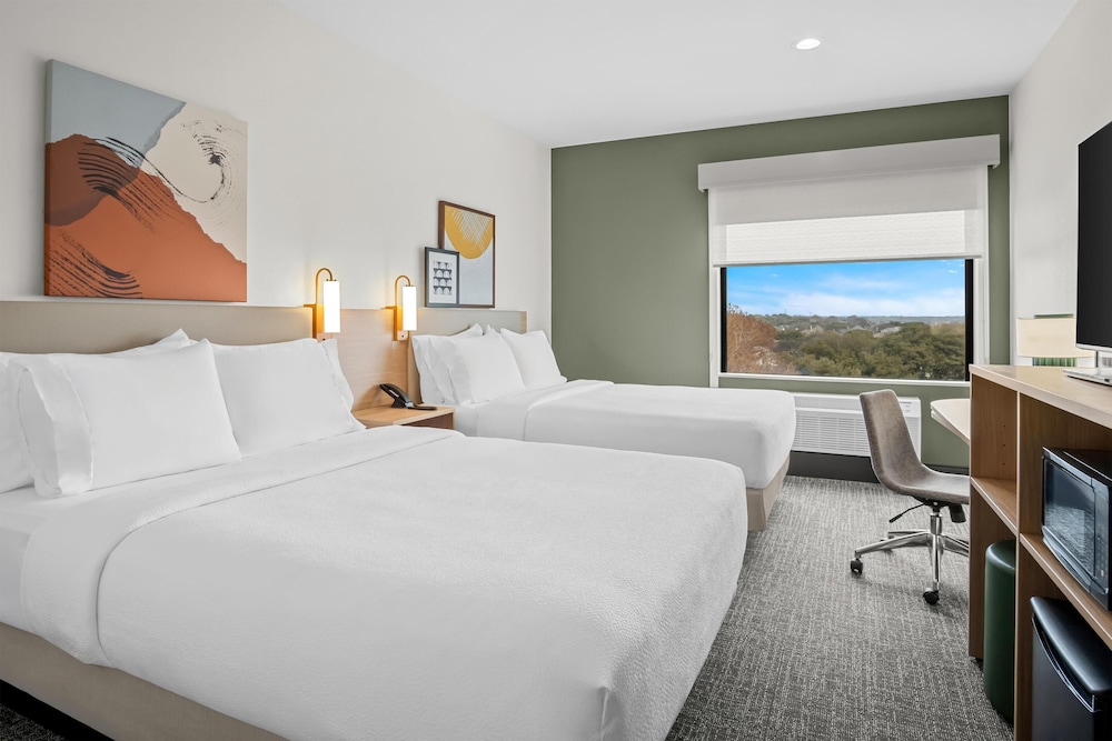 Spark by Hilton Garland Dallas East 17/42