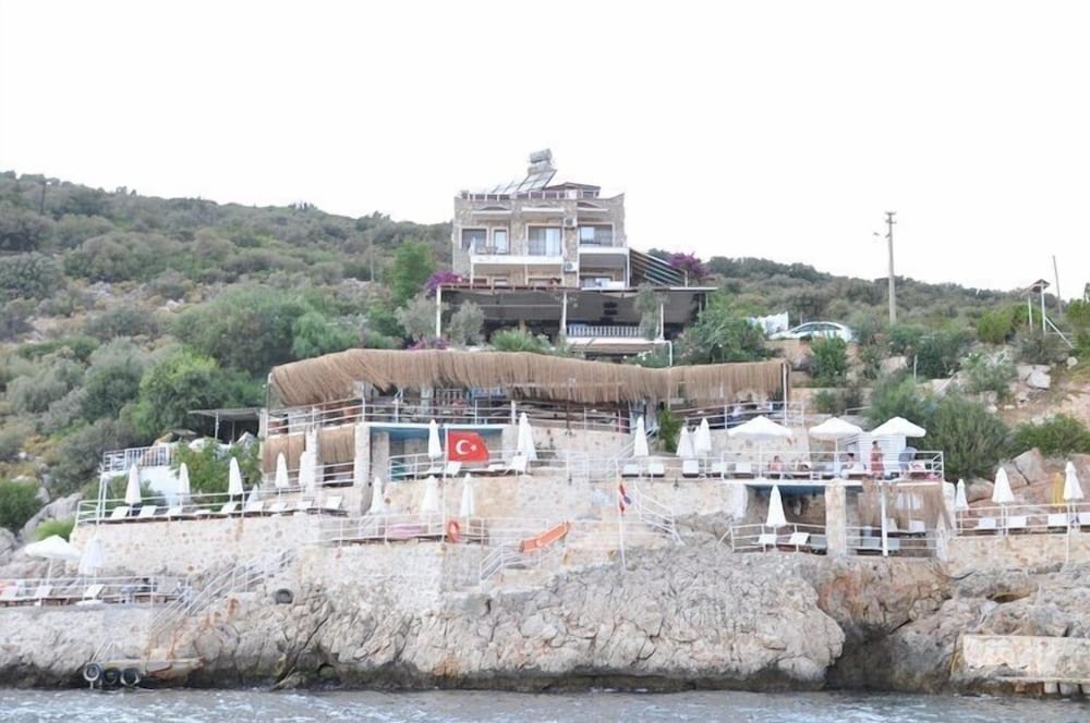 Caretta Hotel 2/36