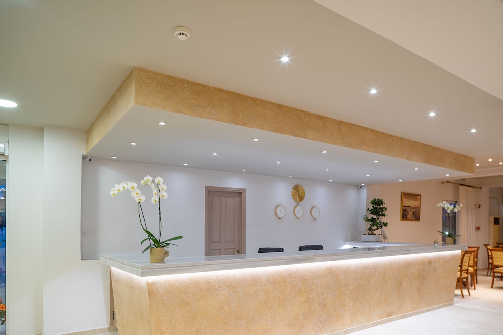 Cnic Gemini Hotel 9/60