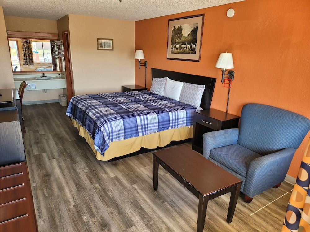 Budget Host Inn Eastland 20/56