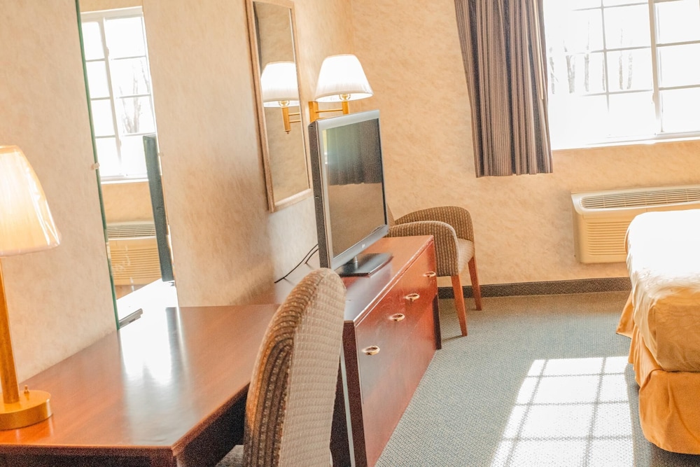 Colfax Inn 37/58