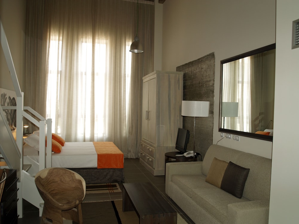 ECO ALCALA SUITES 24/43