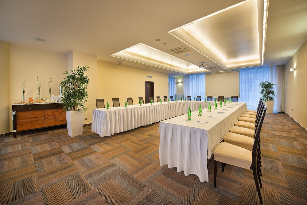 Wellness Hotel Diamant (ex Relaxacni A Regeneracni Centrum) 6/50