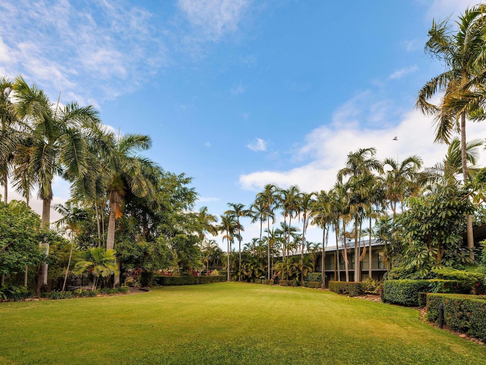 MERCURE TOWNSVILLE 58/61