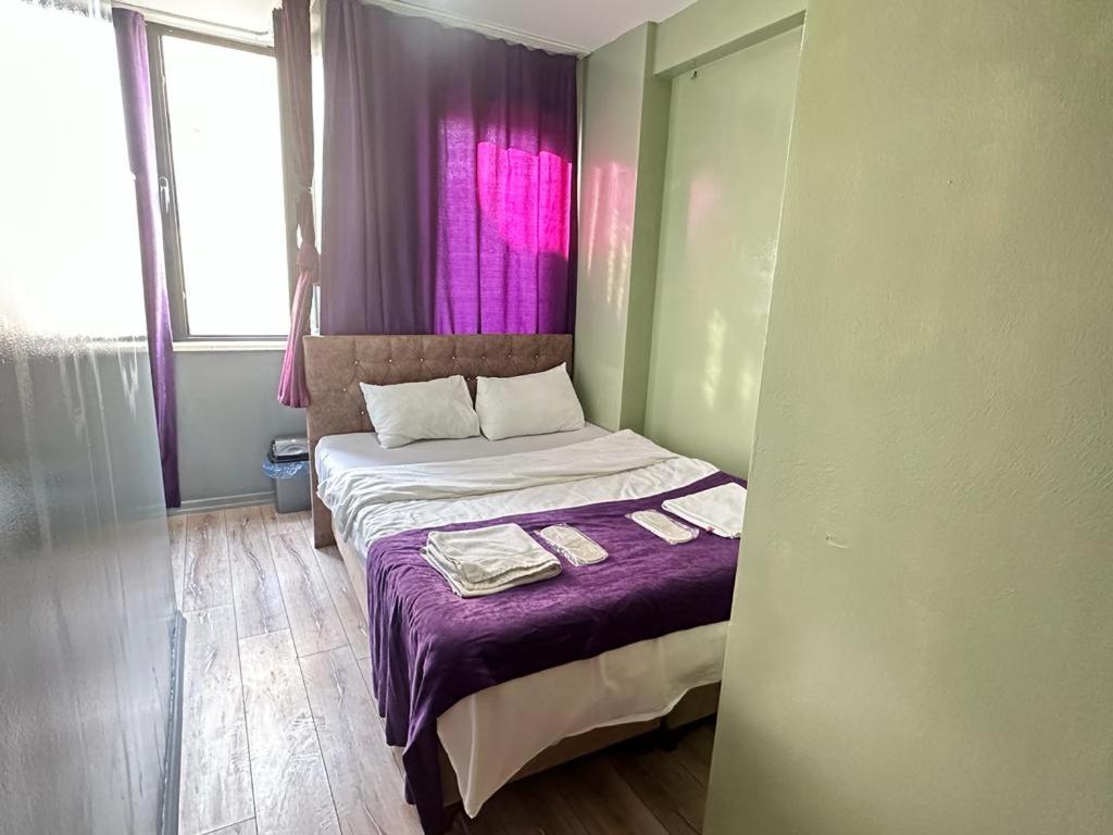 Basement, Double Bed
