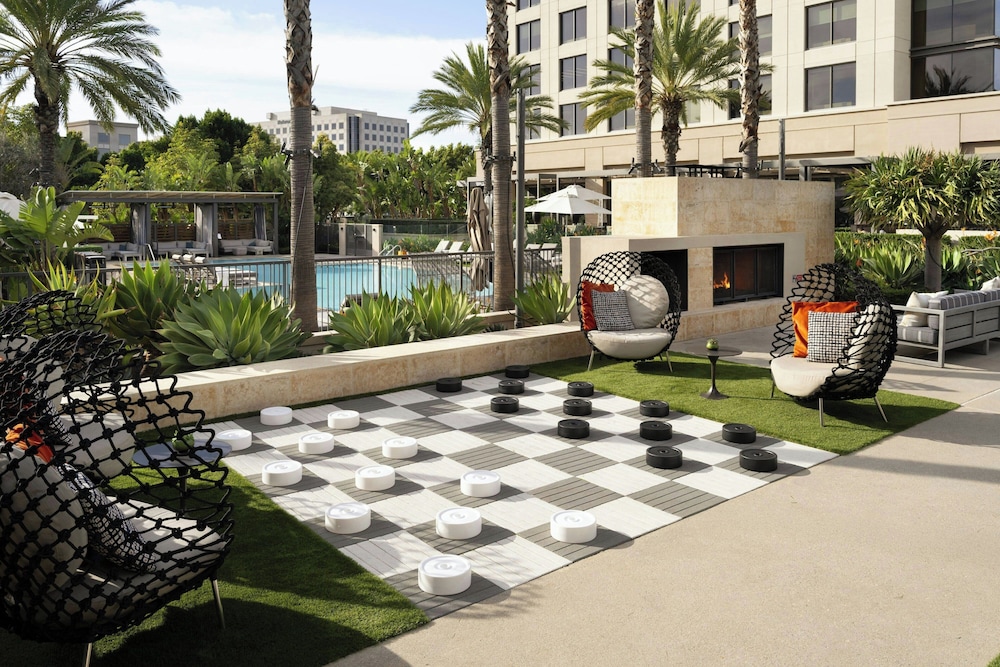 MARRIOTT IRVINE SPECTRUM 39/50