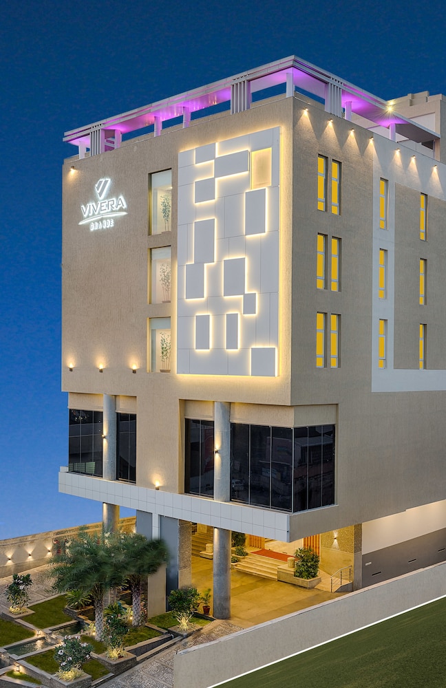 Hotel Vivera Grande 1/36