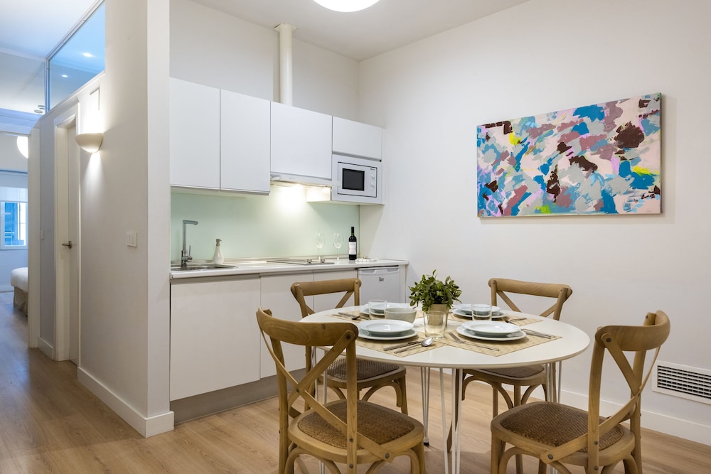 SUITES SEVILLA PLAZA 47/55