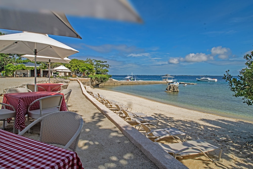 Plantation Bay Resort And Spa 64/68