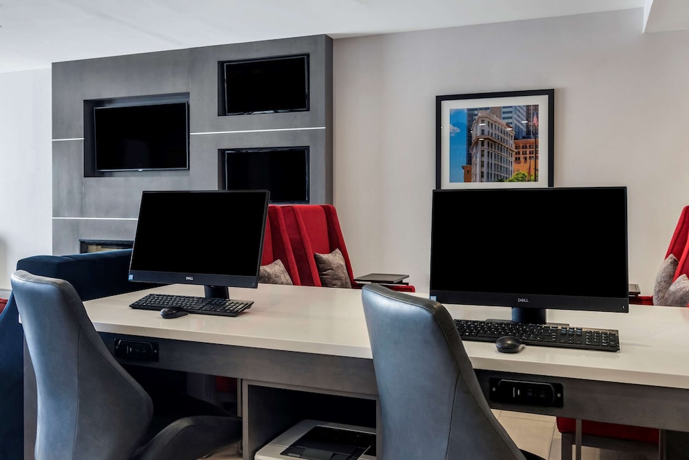 Comfort Suites McDonough Atlanta South 15/24