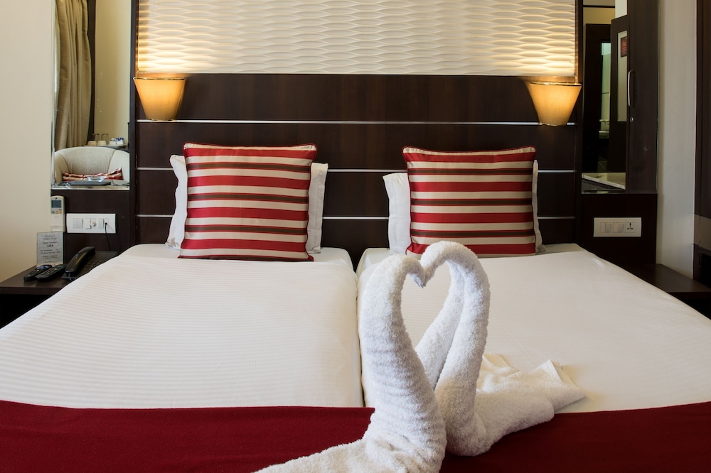 HOTEL SURYA ROYAL 8/41