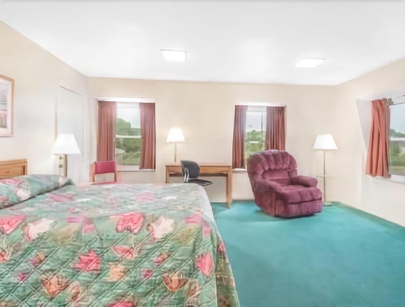 Travelodge by Wyndham New Philadelphia 13/20