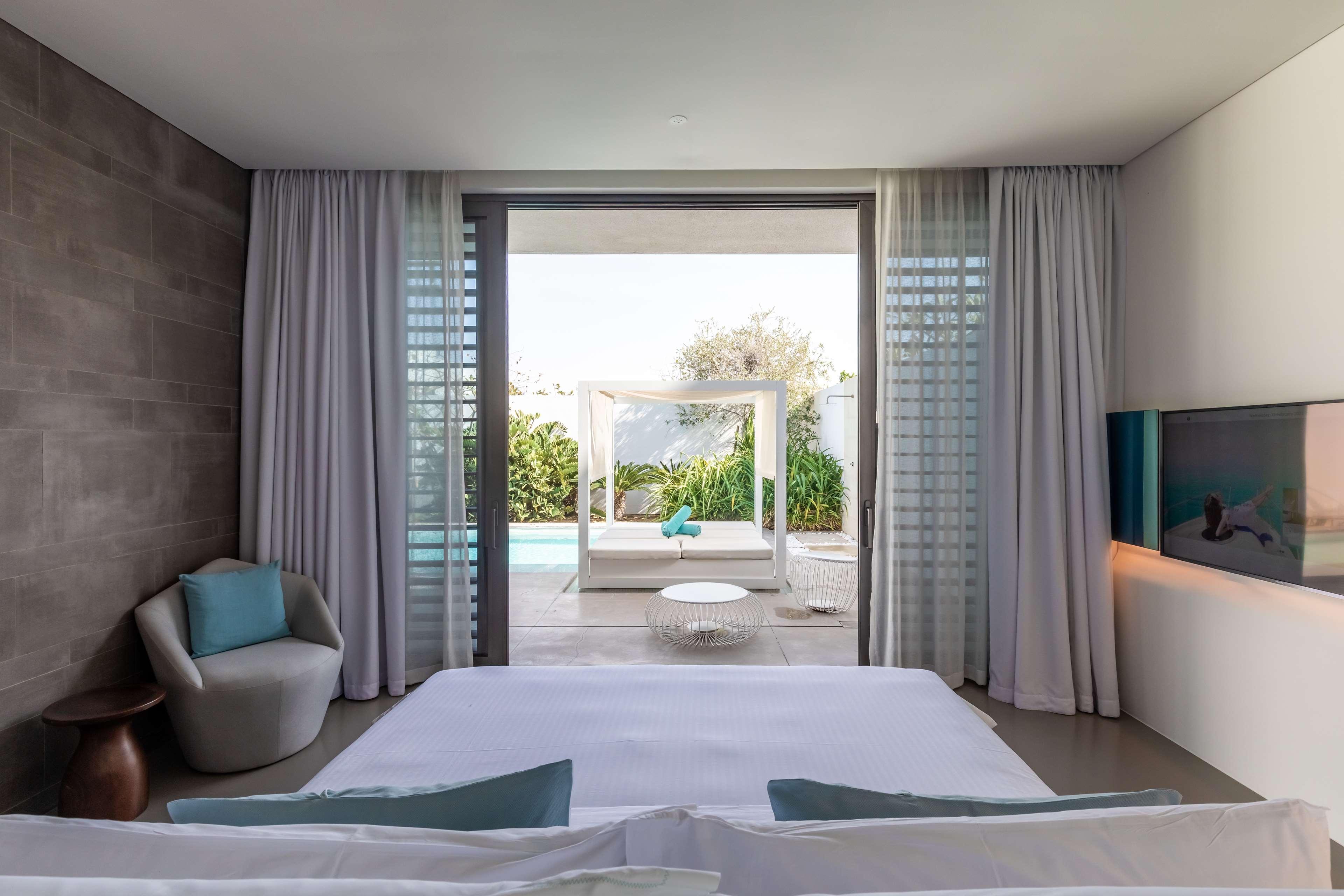 2 BEDROOMS, VILLA, PRIVATE POOL