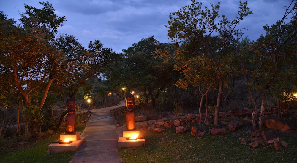 Zwahili Private Game Lodge and Spa 32/42