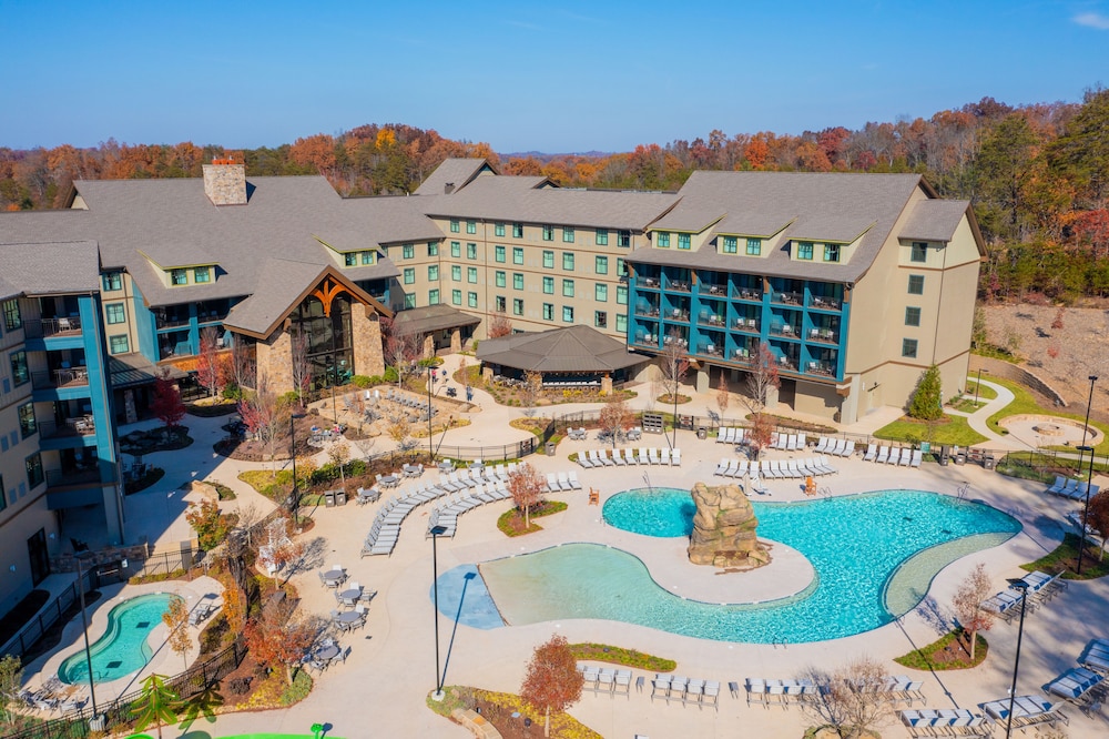 Dollywoods HeartSong Lodge & Resort 1/50