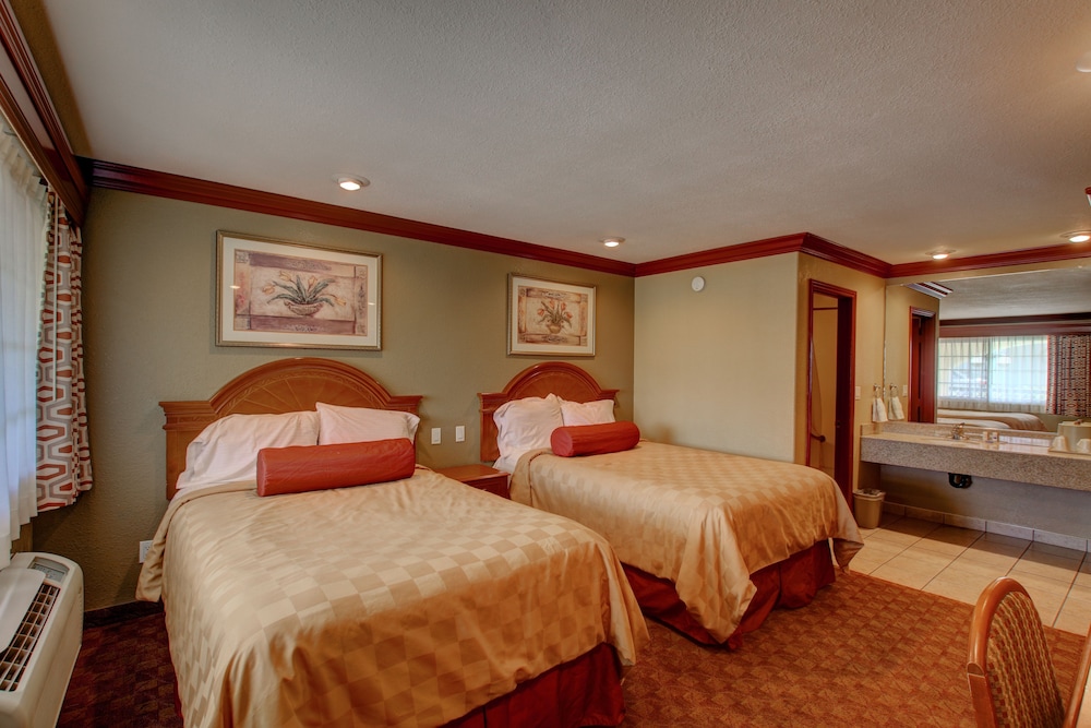 Thunderbird Lodge in Riverside 20/44
