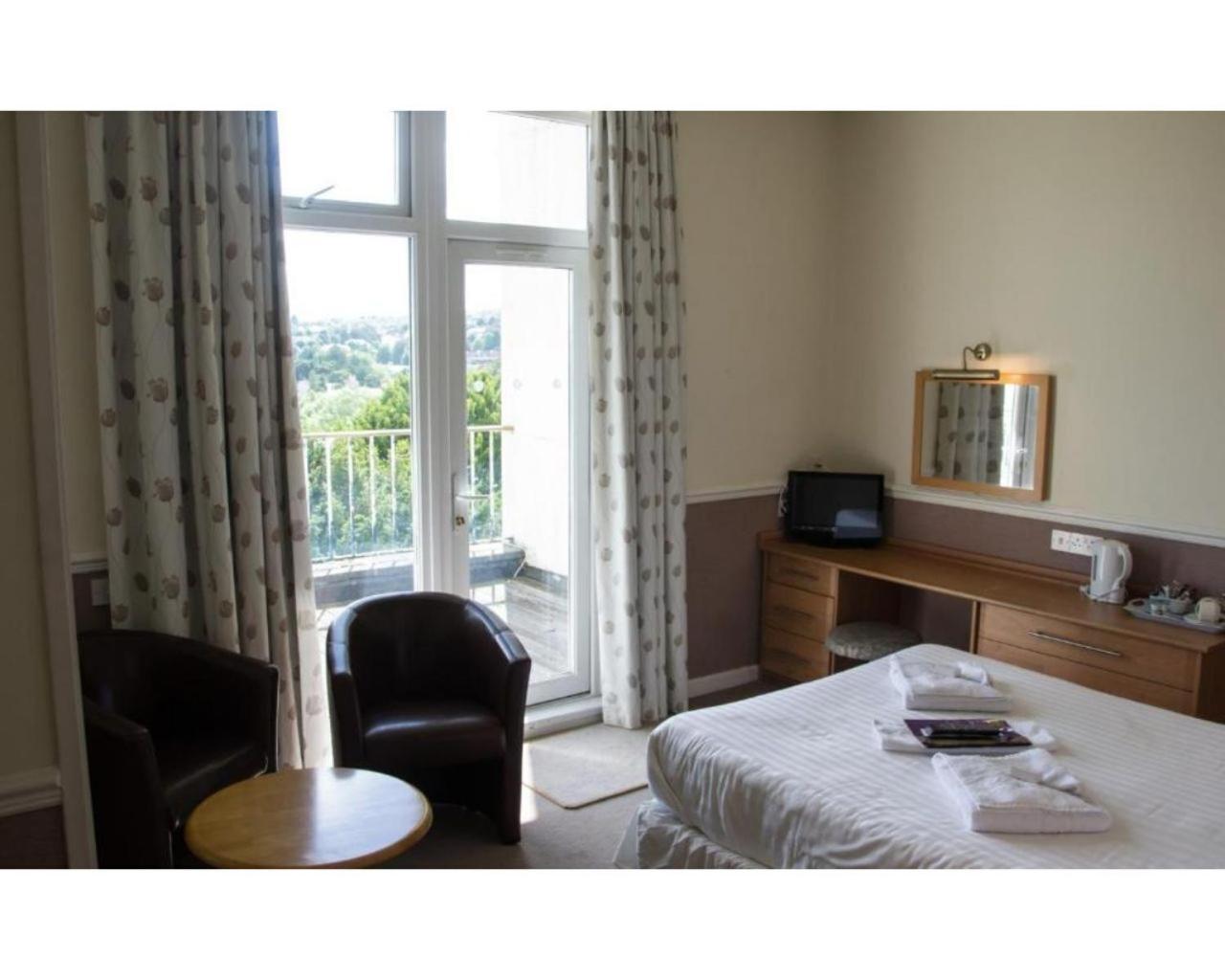 Sea Side Hotel 15/38