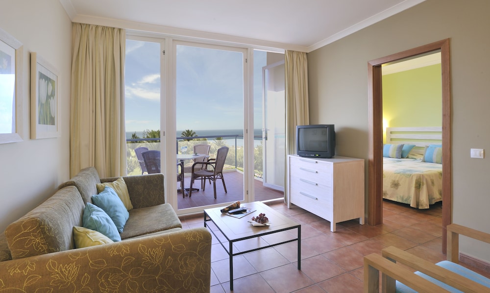 Pestana Viking Beach and Golf Resort 53/83