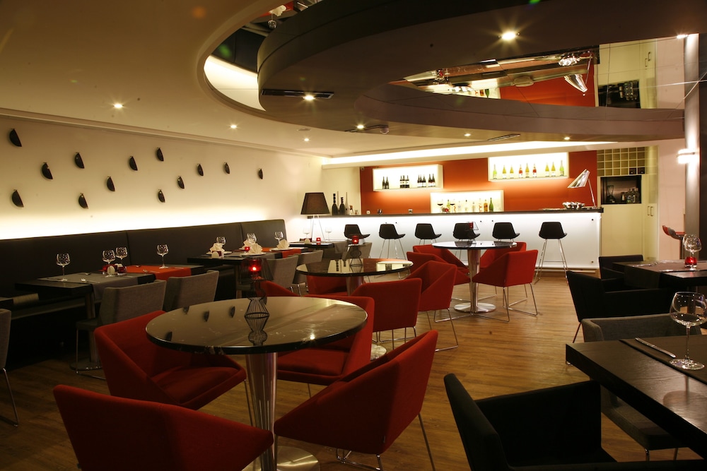 Hotel Samm Bistro Spa Boutique Class 41/50