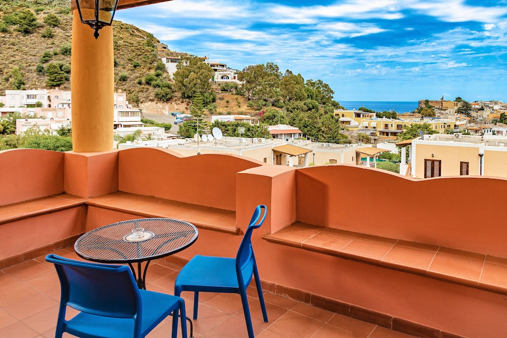 Hotel Villa de Pasquale 40/54