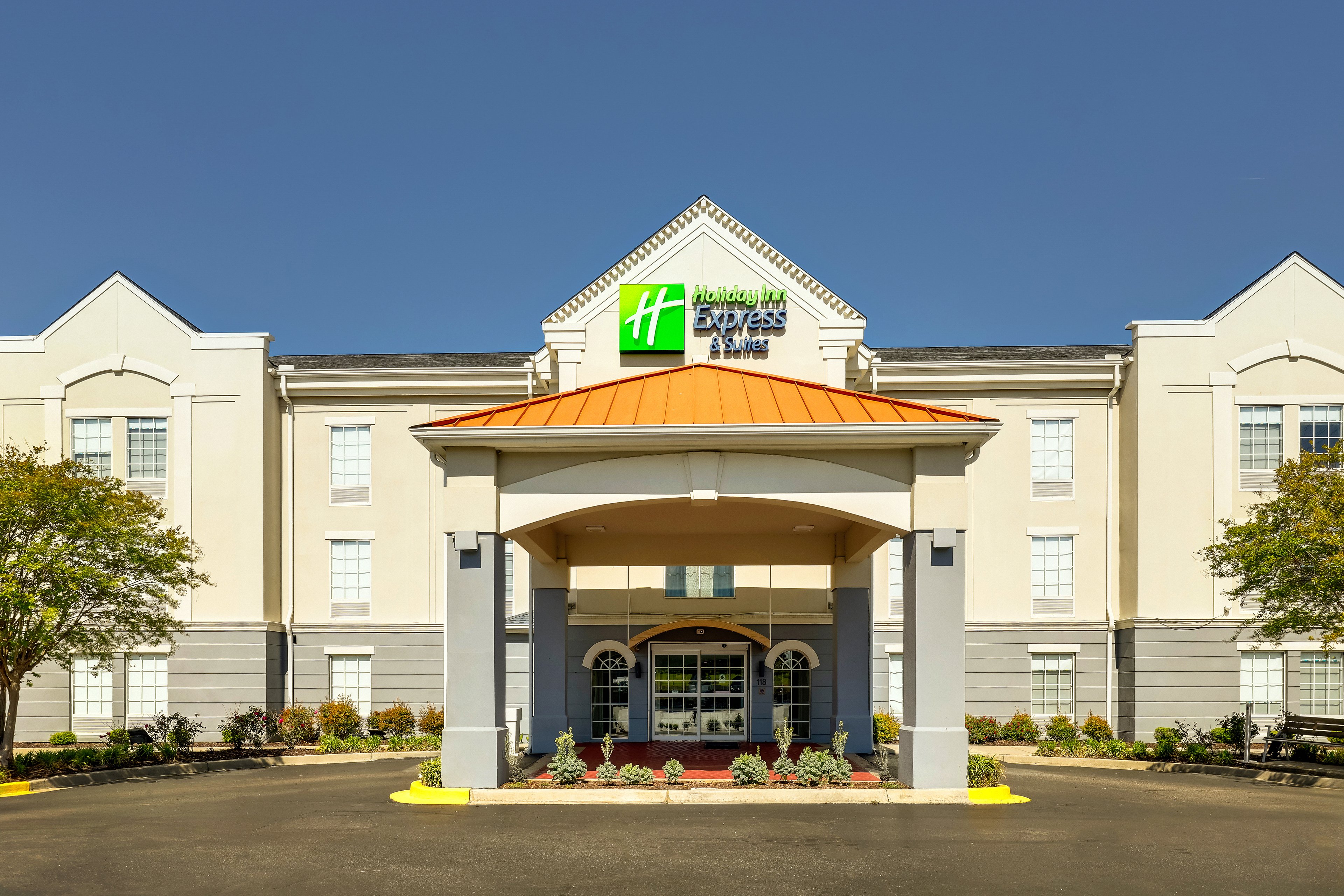 Holiday Inn Express Hotel Suites Orangeburg 55/61