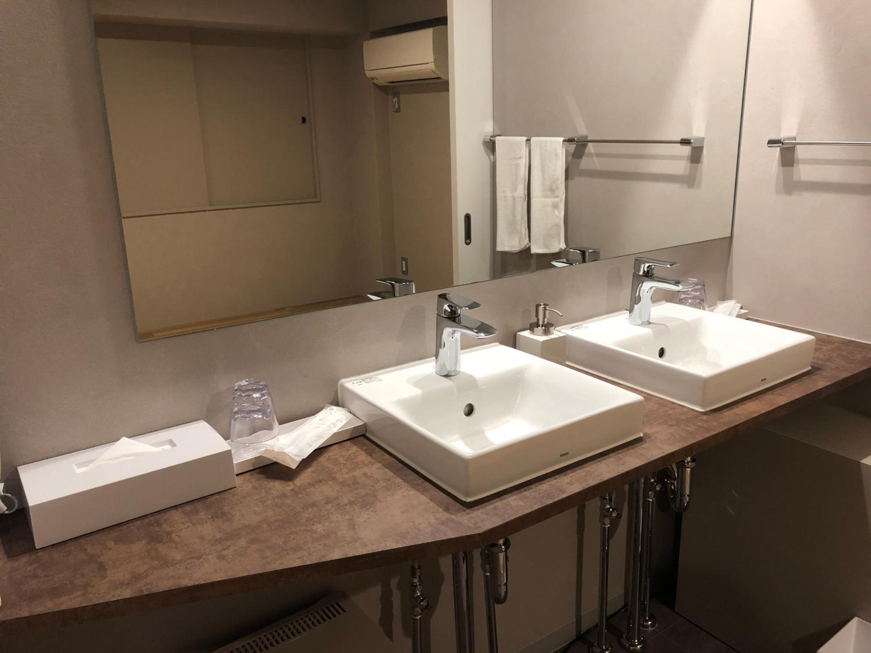 Hotel Gee Haive 52/56