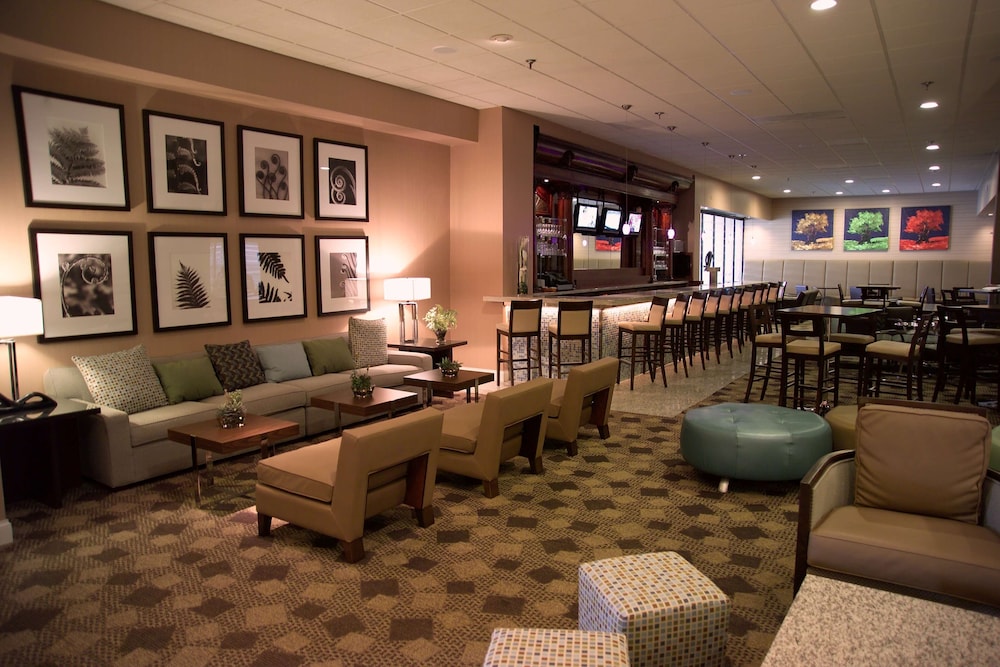 Doubletree By Hilton Hotel St Louis Westport 39/54