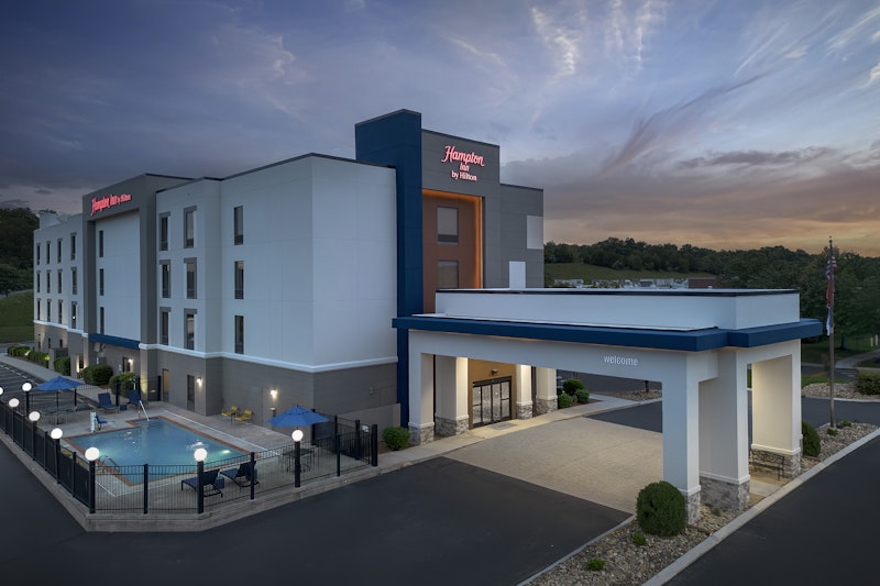 Hampton Inn Lenoir City 4/36