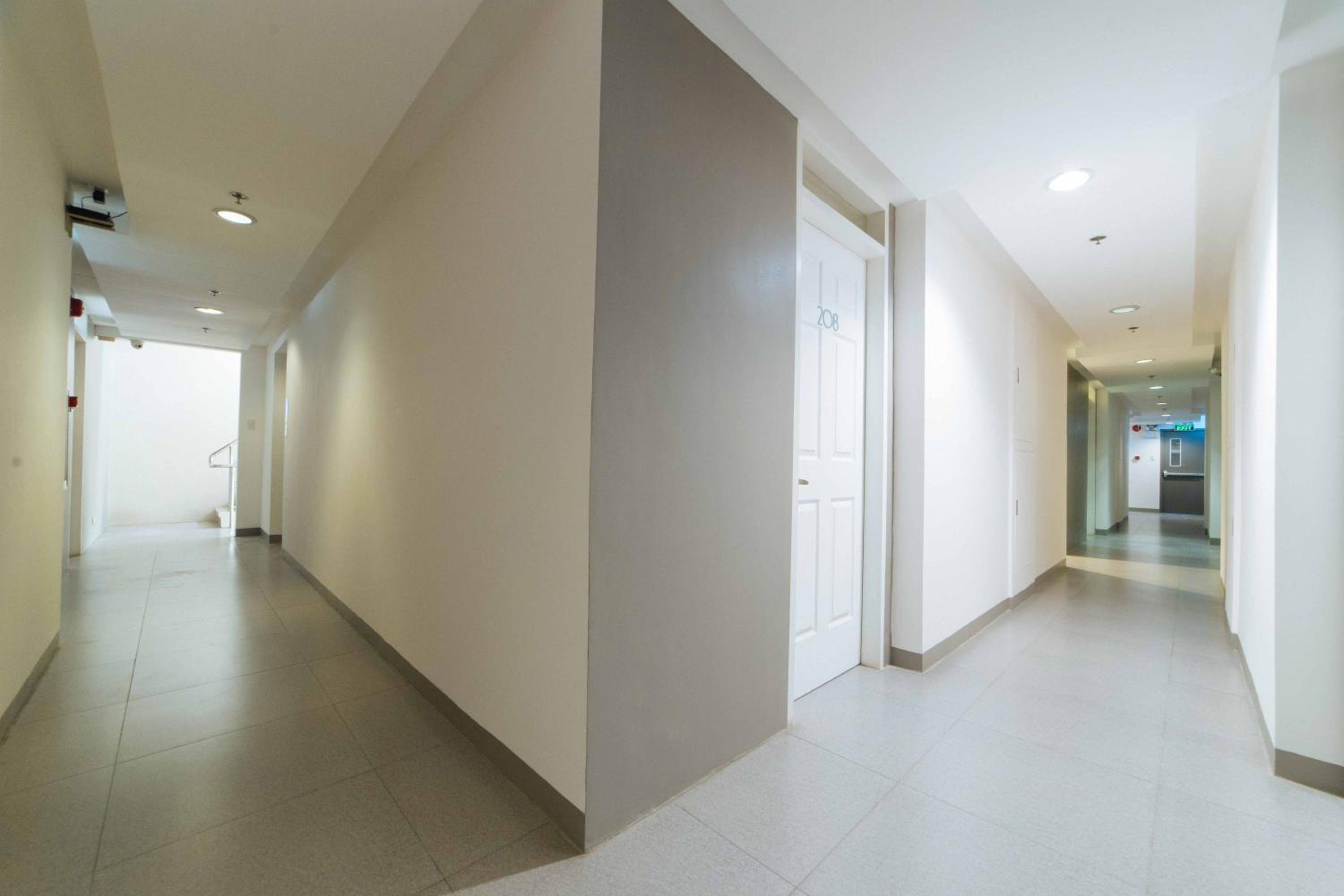 Reddoorz Plus Roxas St. Davao 33/49