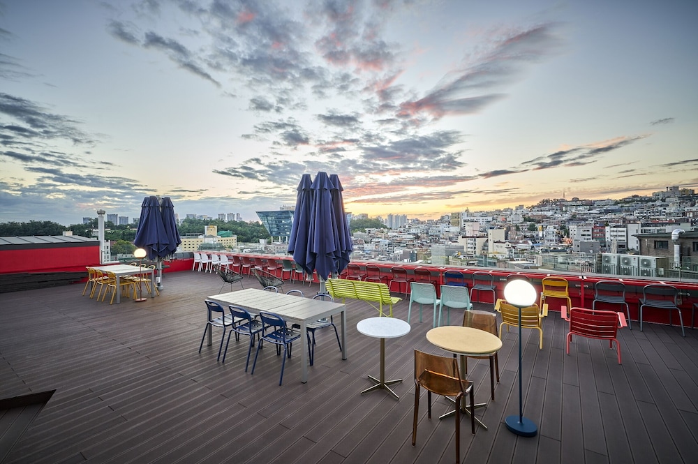 Itaewon Inn 79/90