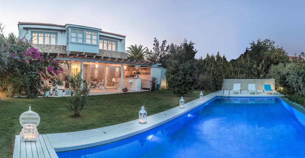 Alura Boutique Hotel 54/57