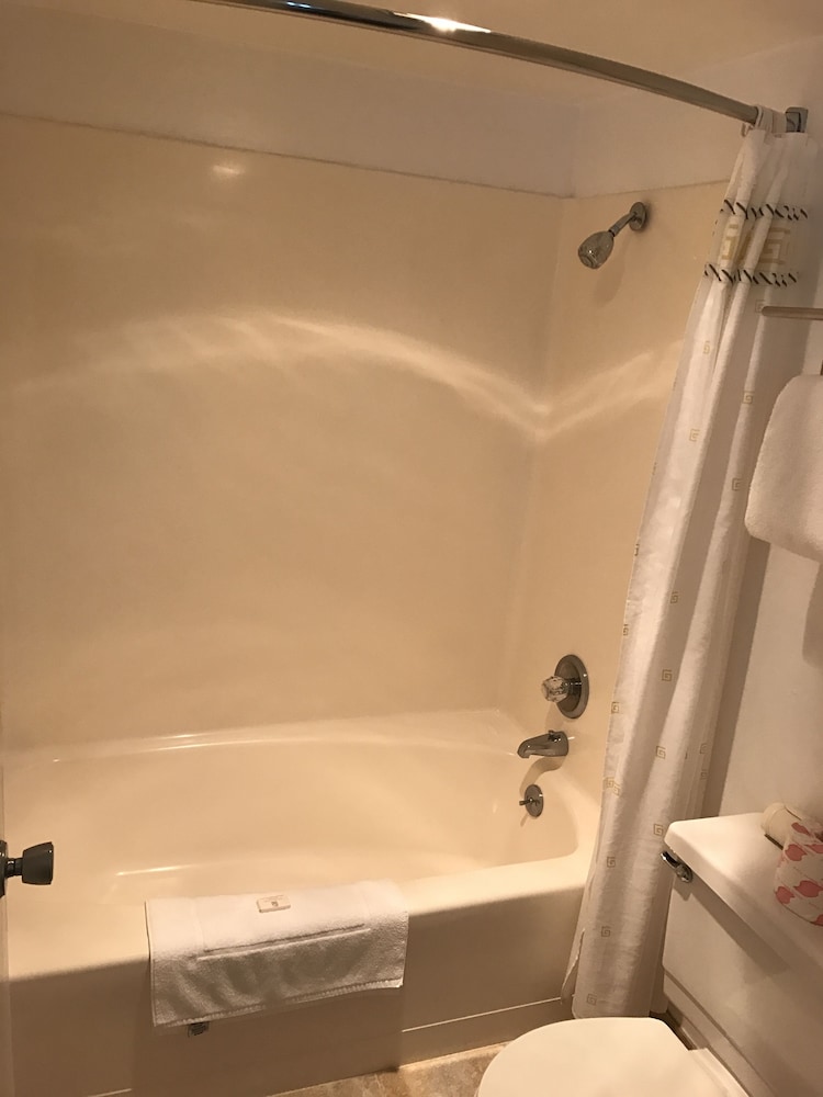 Travelodge by Wyndham Florence 53/53