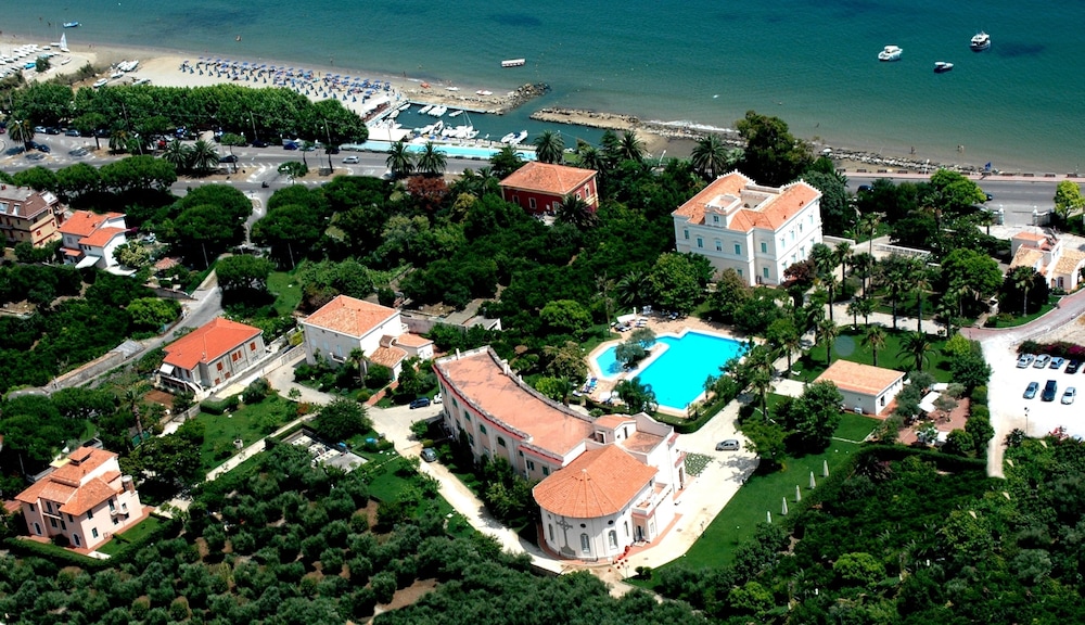 Villa Irlanda Grand Hotel 9/46