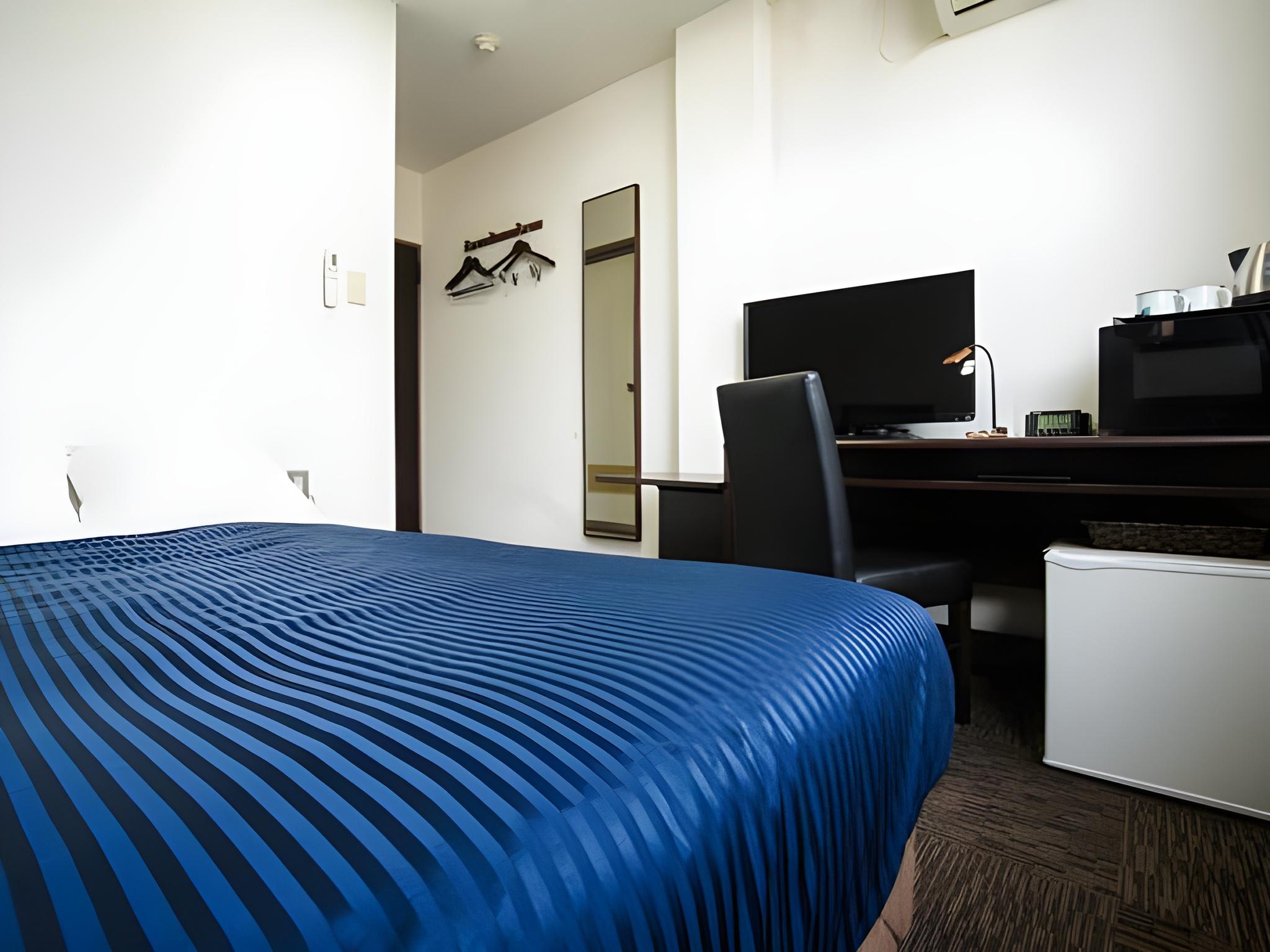 Semi Room, Standard, Single, Semi Double Bed