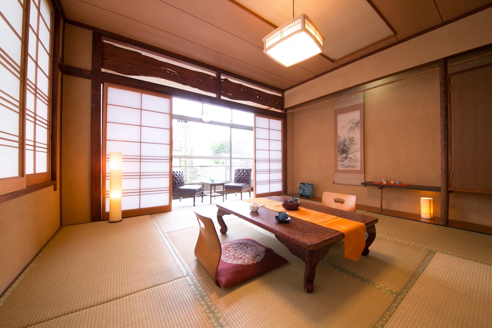 Beppu Koraku 9/60