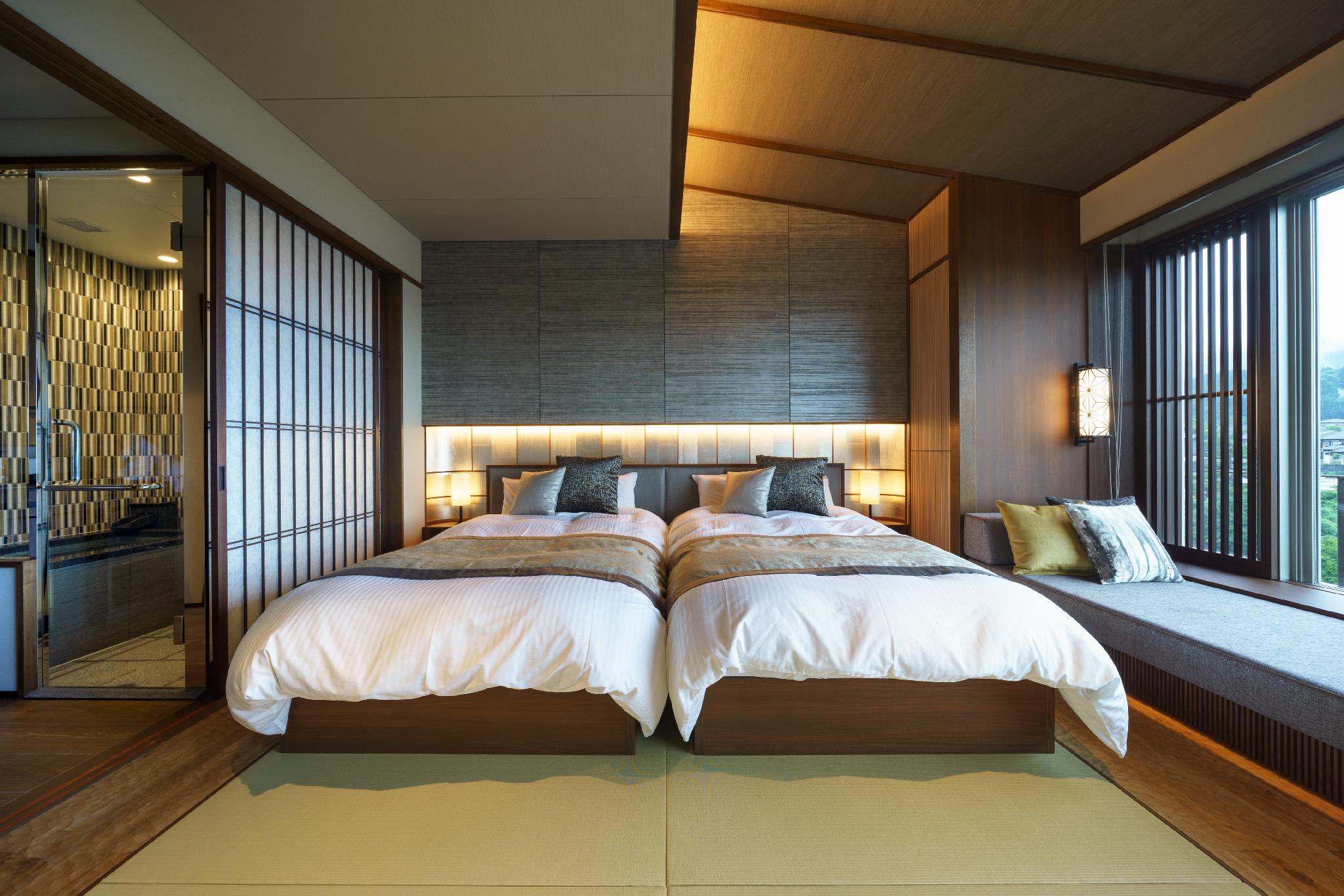 Japanese, Twin Beds, Village View