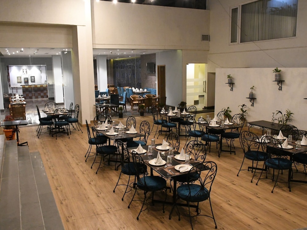 Hotel Amarpreet, Aurangabad - AM Hotel Kollection 29/50