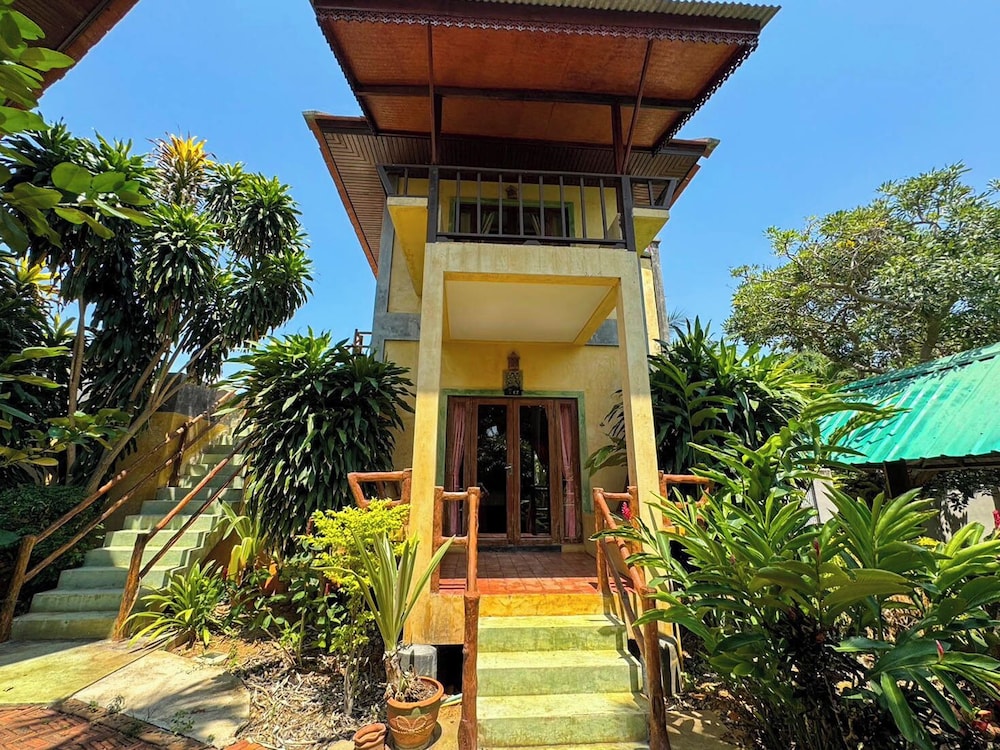 Baanbali Beach Resort 6/50