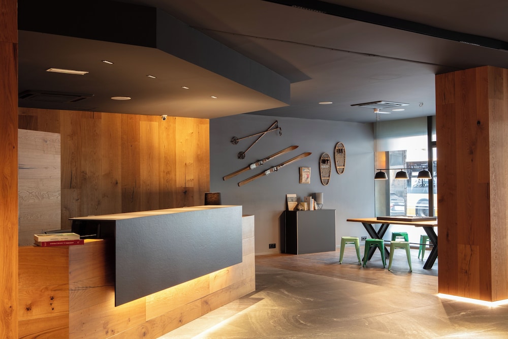 Lobby at Acta Arthotel, ANDORRA LA VELLA