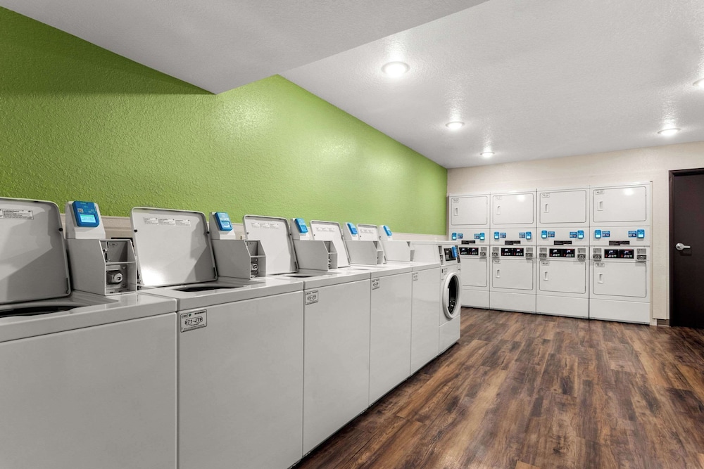 WoodSpring Suites Port St Lucie 12/18