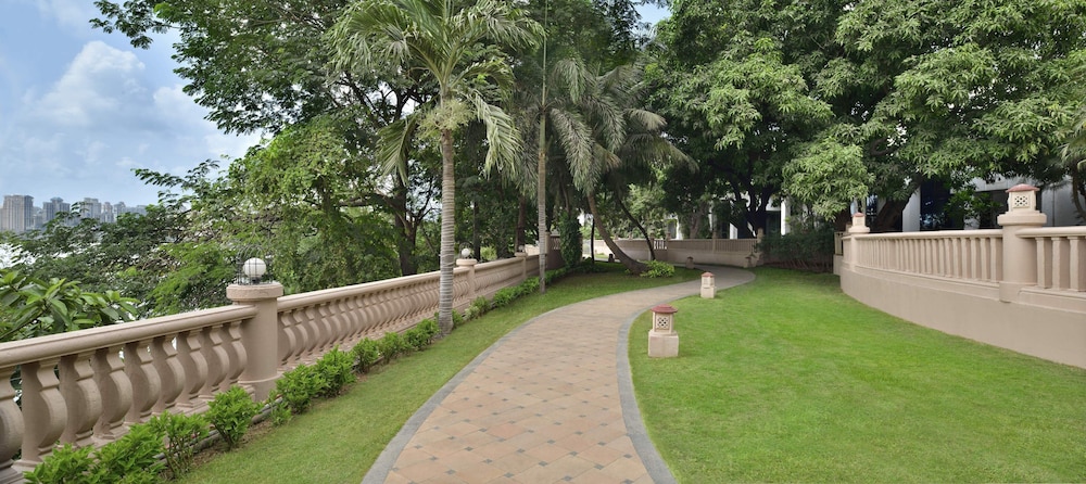 The Westin Mumbai Powai Lake (ex Renaissance Mumbai) 64/68