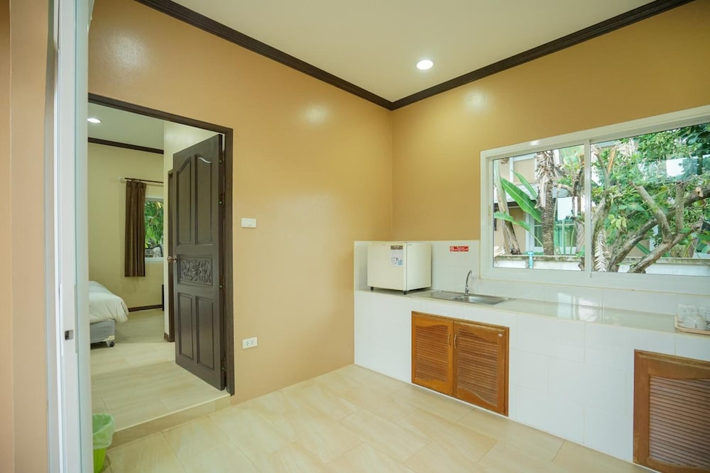 Baan Faa Talaychan Resort 13/65