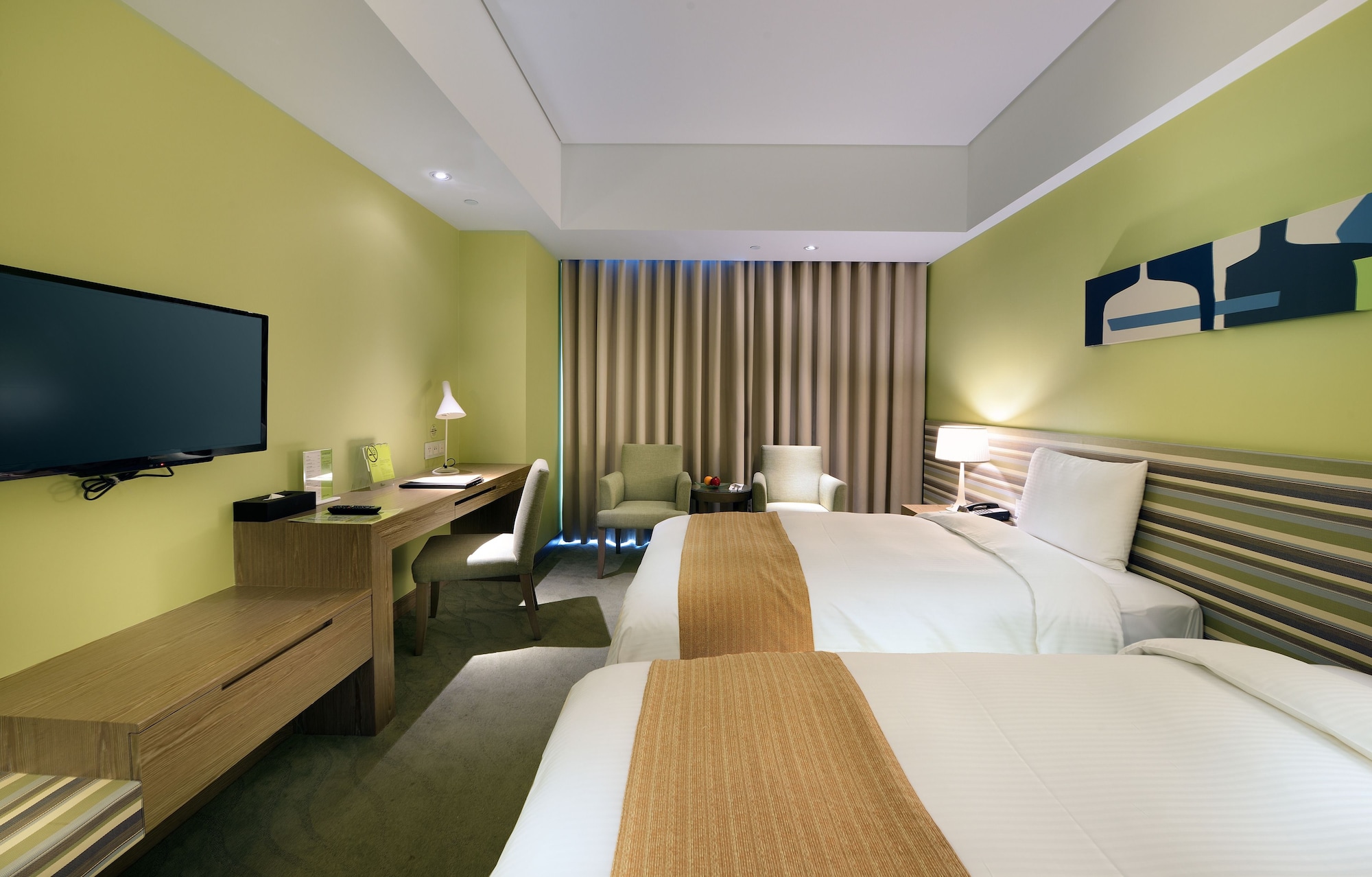 ROOM, 2 QUEEN BEDS, BALCONY
