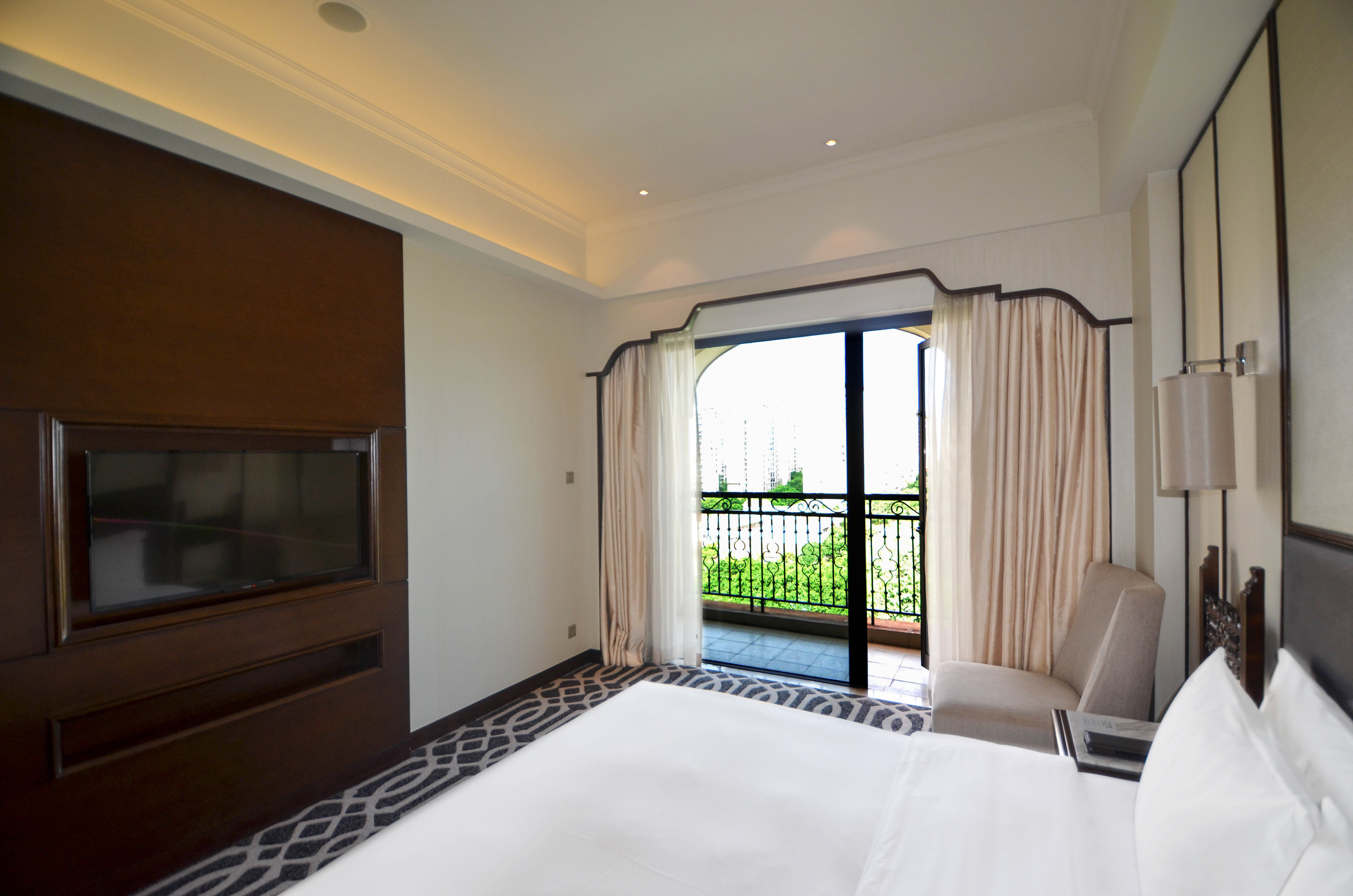 Holiday Inn Guangzhou Airport Zone 14/70