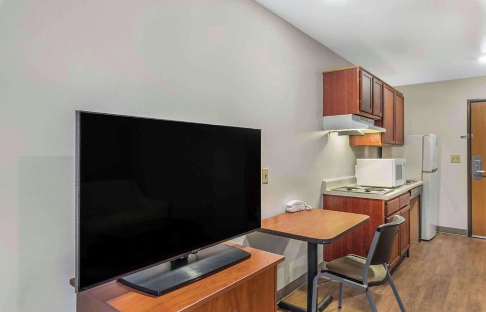 Studio 6 Extended Stay Little Rock Southwest AR 36/50